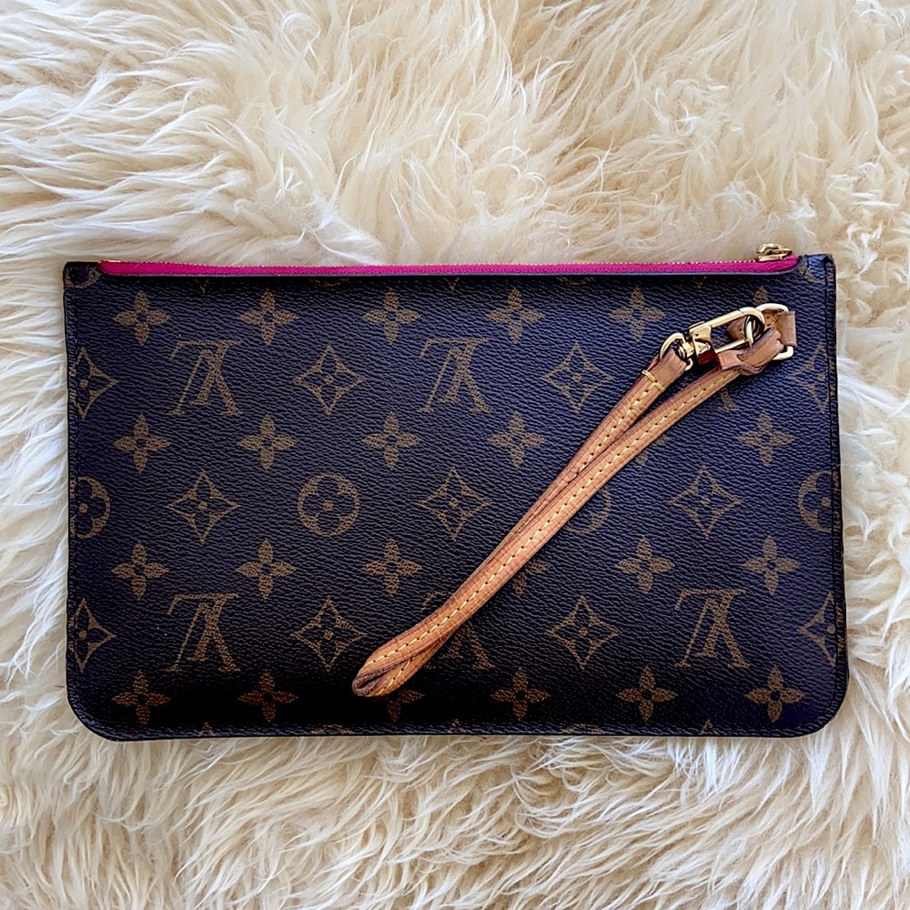 Large Louis Vuitton Pouchette